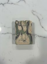 Load image into Gallery viewer, Pinecone