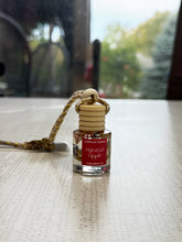 Load image into Gallery viewer, Harvest Apple Hanging Car Diffuser