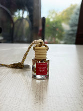 Load image into Gallery viewer, Harvest Apple Hanging Car Diffuser